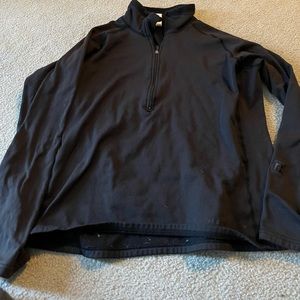 Patagonia black 1/2 zip up pullover size large.